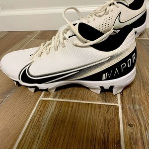Football shoes